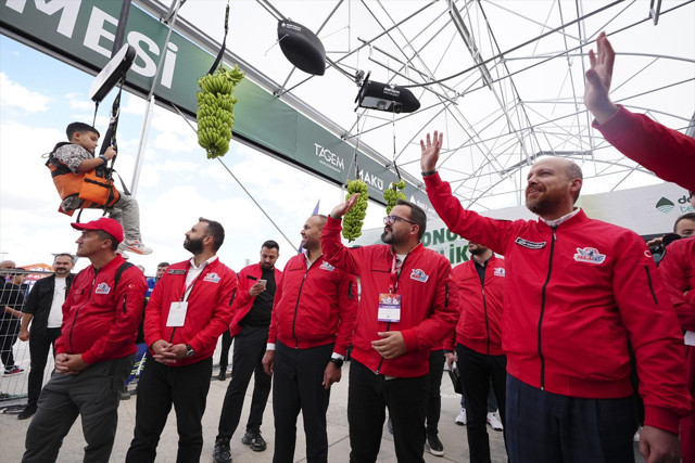 Bilal Erdoğan, TEKNOFEST'i ziyaretinde konuştu: Türkiye'nin güçlenmesi önemli... - Resim: 0