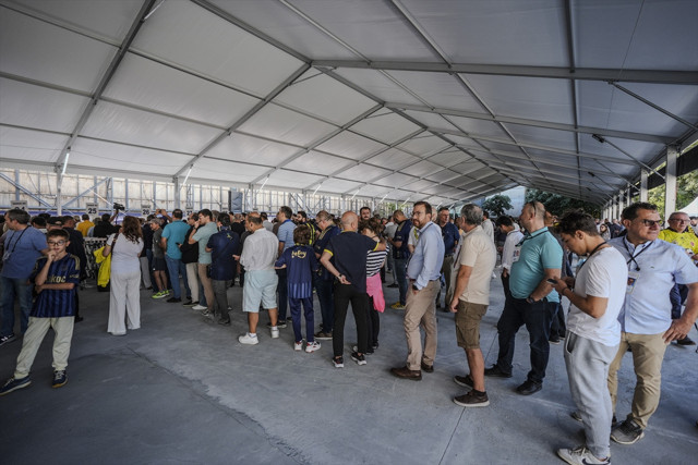 Fenerbahçe'de seçim günü! Ali Koç ile Sadettin Saran başkanlık için yarışıyor - Resim: 2