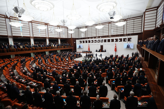 Yeni yasama yılı başladı! Cumhurbaşkanı Erdoğan: "Türkiye Cumhuriyeti Devleti diz çökmez" - Resim: 1