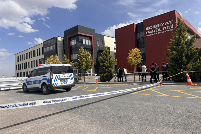 Kayseri'de üniversitede cinayet! Eski eşi öğrenci olan genç kadını okulda öldürdü - Resim: 0