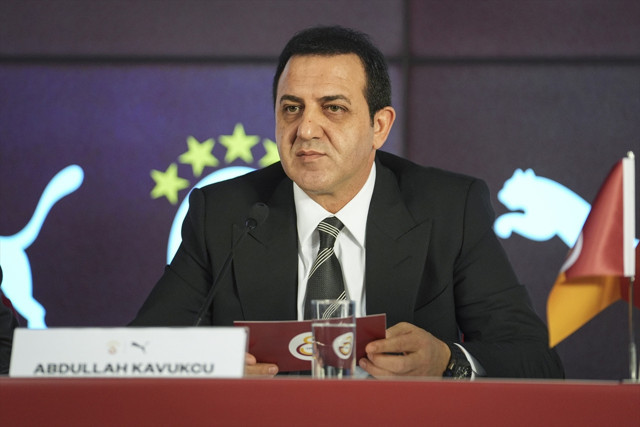 Galatasaray'da Dursun Özbek'ten Osimhen açıklaması - Resim: 1