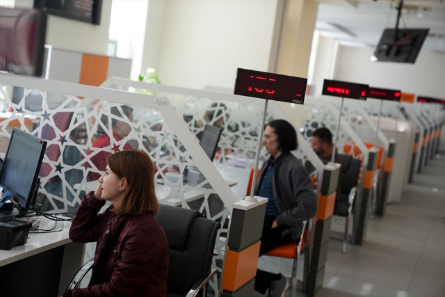 Eski tip ehliyetler için bugün son gün! 7 bin 438 lira olacak - Resim: 0