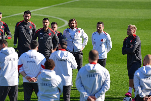A Milli Futbol Takımı, Bulgaristan maçının hazırlıklarını tamamladı - Resim: 0