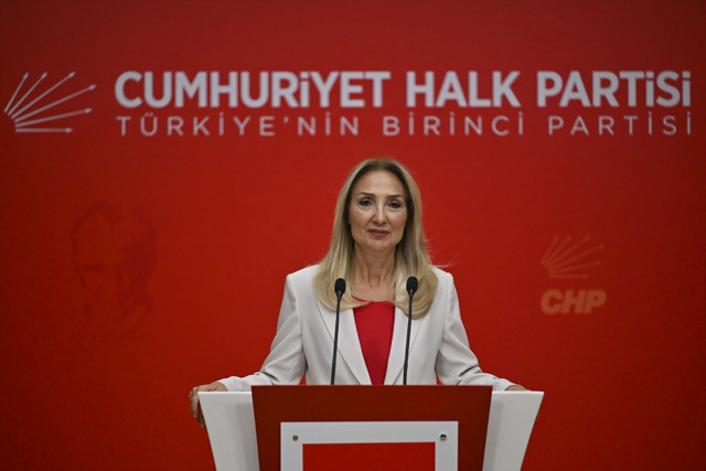 CHP'li Nazlıaka, 20 Kasım Dünya Çocuk Hakları Günü dolayısıyla basın toplantısı düzenledi - Resim: 1