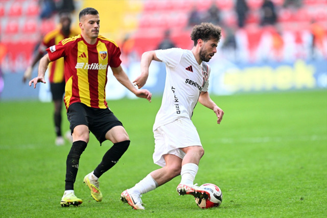 Burak Yılmaz'ın öğrencileri Kayseri'de şov yaptı - Resim: 0