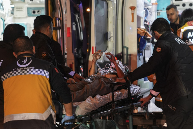 Ankara'da apartmanda patlama oldu! - Resim: 0