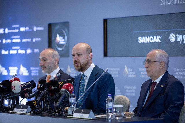 İlim Yayma Ödülleri 29 Kasım'da sahiplerini bulacak! Bilal Erdoğan'dan açıklama - Resim: 0