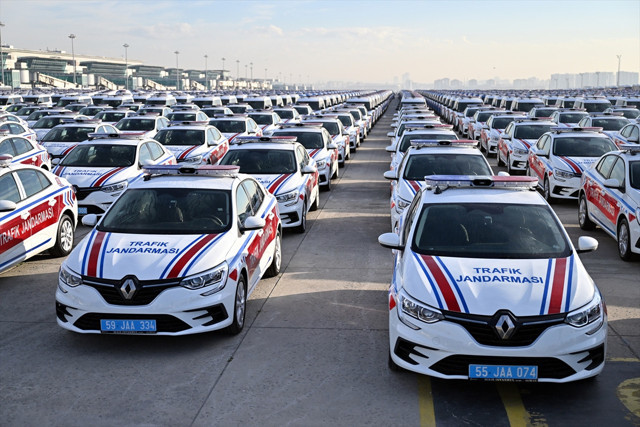 Güvenlik güçlerine 9 bin 200 yeni araç! Cumhurbaşkanı Erdoğan'dan önemli açıklamalar - Resim: 1