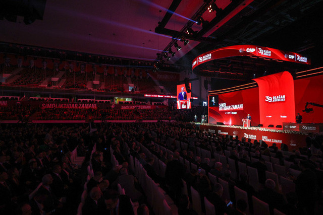 CHP 39. Olağan Kurultayı! Özgür Özel 'davet edeceğim' demişti, Kemal Kılıçdaroğlu katılmadı - Resim: 2