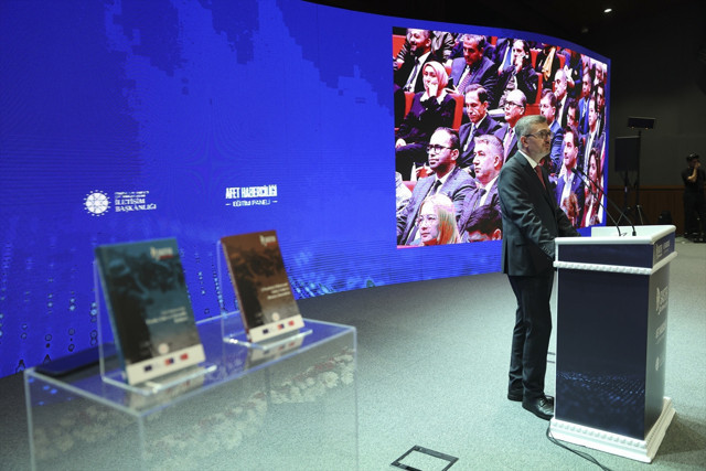 İletişim Başkanı Burhanettin Duran: Afet haberciliği salt bir gazetecilik pratiği değildir - Resim: 2