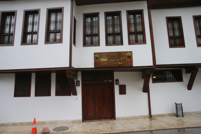 tokat belediye binası canikli konağı
