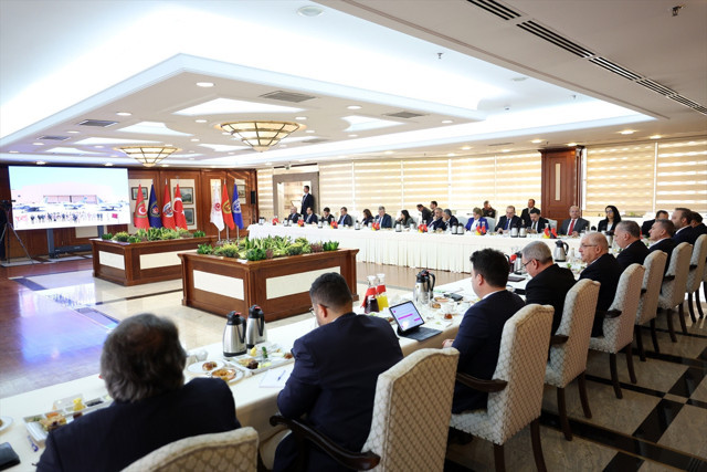 Bakan Güler'den önemli açıklamalar! SDG'ye çok net uyarı: Gerekeni kimseye sormadan yaparız - Resim: 0