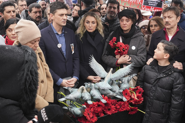 Mattia Ahmet Minguzzi Kadık&ouml;y'de anıldı! &Uuml;mit &Ouml;zdağ ve Dilek İmamoğlu da t&ouml;rene katıldı - Resim: 0