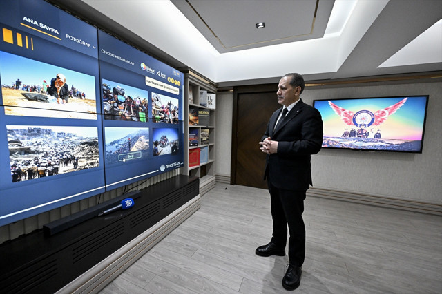 İstanbul Emniyet Müdürü Selami Yıldız, "Yılın Kareleri" oylamasına katıldı - Resim: 0