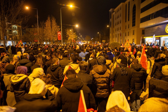 6 Şubat depremlerinde hayatını kaybedenler anıldı - Resim: 3