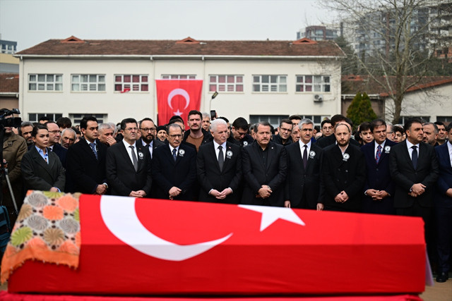 Fatma öğretmeni bıçaklayarak öldürdü! O saldırganla ilgili şok gerçek meğer 8 gün... - Resim: 2
