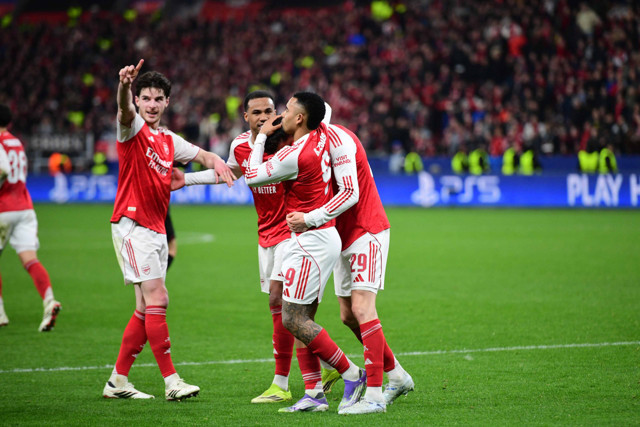 Leverkusen-Arsenal maçında Halil Umut Meler'in penaltı kararı olay oldu! Almanlar çıldırdı - Resim: 1