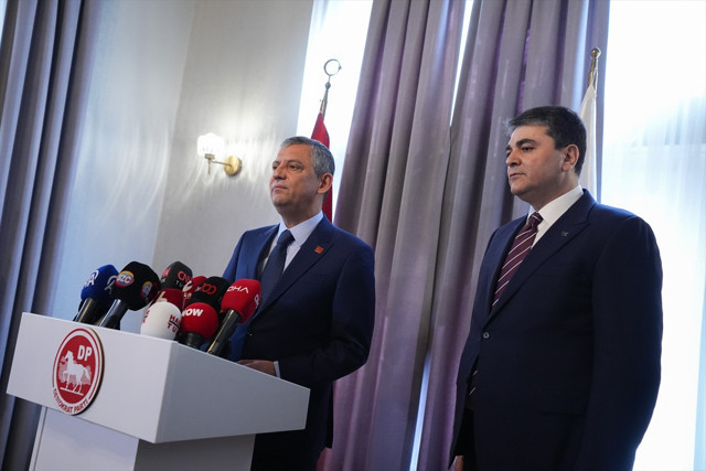 CHP lideri Özgür Özel'den ara seçim açıklaması - Resim: 0