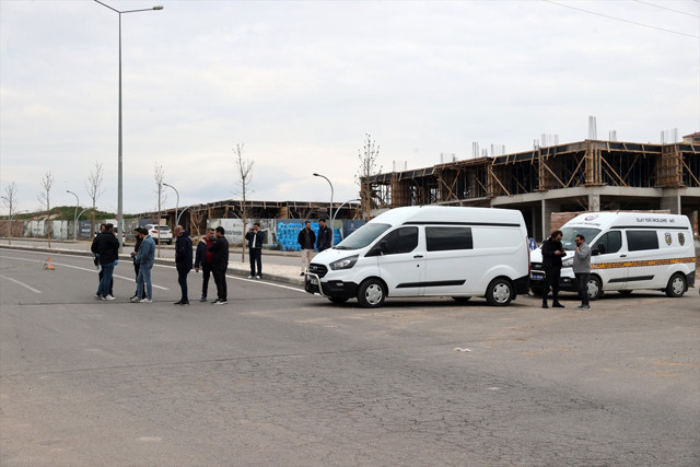 Sivas'ta havan topu mermisi paniği - Resim: 2