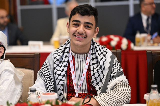 TBMM Başkanı Kurtulmuş, Meclis'te d&uuml;nya &ccedil;ocuklarını kabul etti - Resim: 4