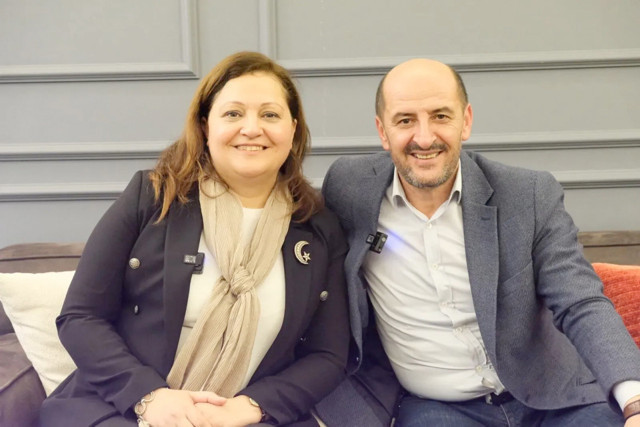 Burcu Köksal'ın eşi Yasin Köksal kimdir? Kocası için Özgür Özel boşa demişti - Resim: 2