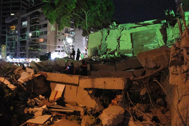 39 saniye arayla sallandı! Venezuela'da 7,5 ve 7,2 şiddetinde iki deprem, ölü ve yaralı sayısı belli oldu - Resim: 0