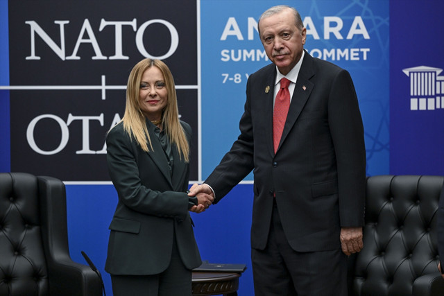 Meloni'den Cumhurbaşkanı Erdoğan'ın hediye ettiği tabancayla ilgili dikkat çeken karar - Resim: 2