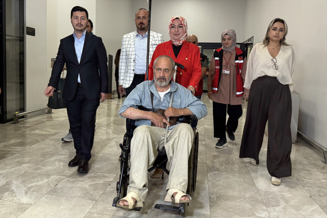 Suudi Arabistan'dan çıkışı engellenen Türk vatandaşı Ali Baybaş, Türkiye'ye getirildi - Resim: 0