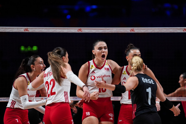 Filenin Sultanları, Kanada'yı devirdi! 2026 FIVB Milletler Ligi'nde yarı finaldeyiz - Resim: 1