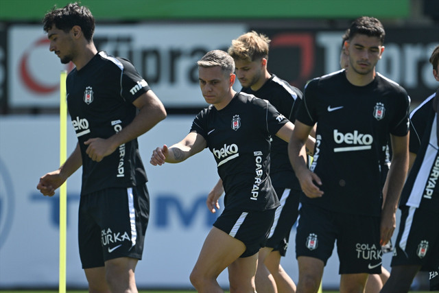 Beşiktaş-Hradec Kralove maçına doğru! Vıncenzo Italiano'dan Trossard sorusuna cevap - Resim: 0