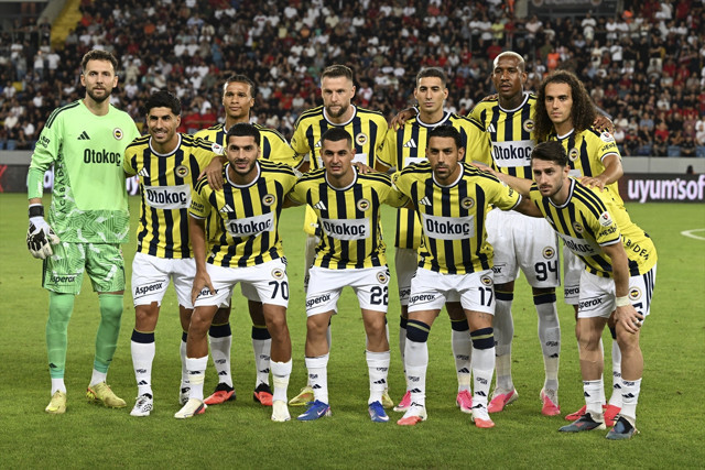 Bomba iddia! Fenerbah&ccedil;e'de 4 futbolcu kadro dışı mı kaldı? - Resim: 0