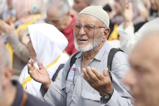 hacı adayları umre fiyatı ne kadar 