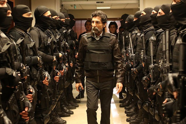 ‘İçerde’ dizisi fenomene dönüştü - Resim: 1