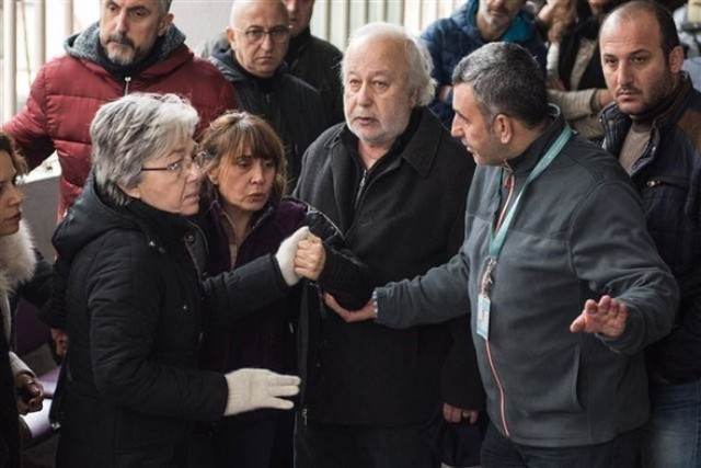 Olgun Şimşek gözyaşlarına boğuldu - Resim: 1