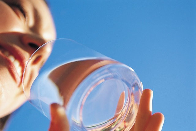 Günde 3 litre su içip gençleşti - Resim: 3