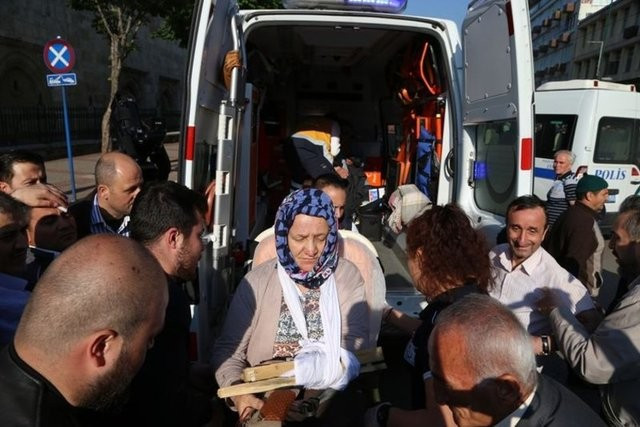 Canlı bombalı saldırısından görüntüler - Resim: 4