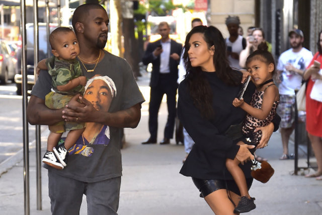 Kardashian'ın taşıyıcı annesi ilk kez görüntülendi - Resim: 4