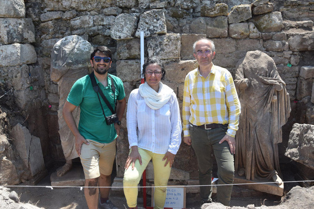 Side'de bulunan Roma dönemi heykelleri restore ediliyor - Resim: 2