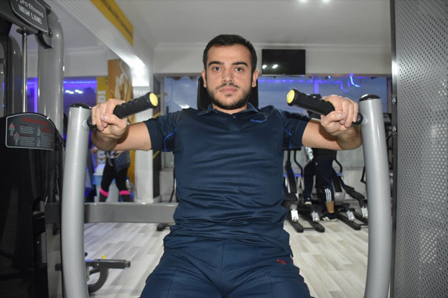 9 ayda 60 kilo verdi görenler gözlerine inanamadı! - Resim: 3