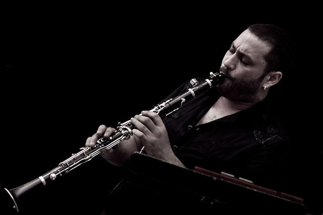 Evli Hüsnü Şenlendirici'nin fotoğrafı olay oldu yeni sevgilisi mi? - Resim: 2