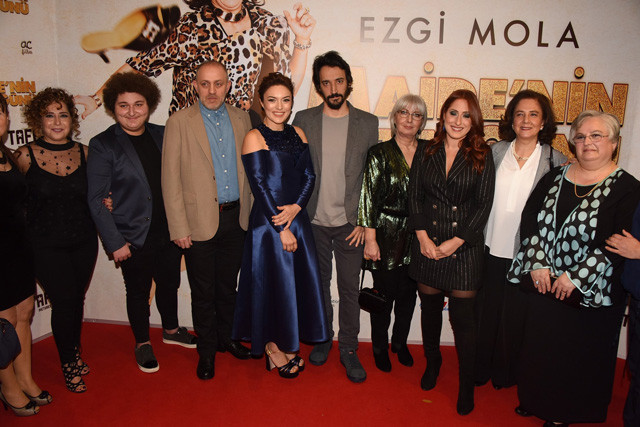 Ezgi Mola'ya altın günü gibi gala - Resim: 1