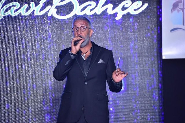 Cem Özer 'Evet' dedi! Bir değil iki değil tam beş kere - Resim: 1