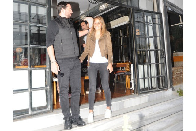 Aslışah Alkoçlar Neslişah Alkoçlar ha kapıştı ha kapışacak! - Resim: 3