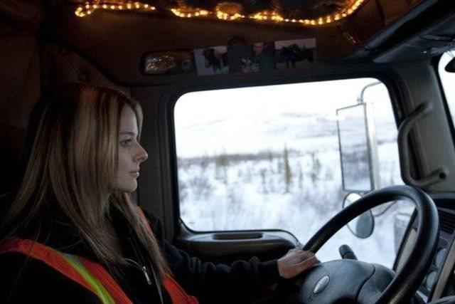 O bir model veya oyuncu değil tır şoförü! İnanılır gibi değil - Resim: 4