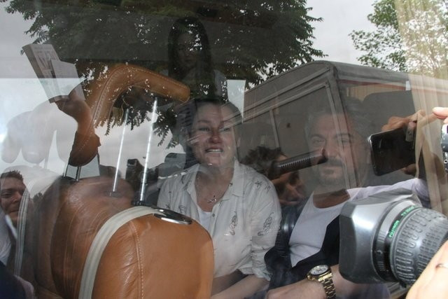  Bu aşk skandalla biter - Resim: 1