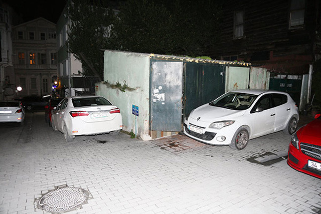 Ünlü oyuncu yakalanmamak için depoda saklandı - Resim: 2