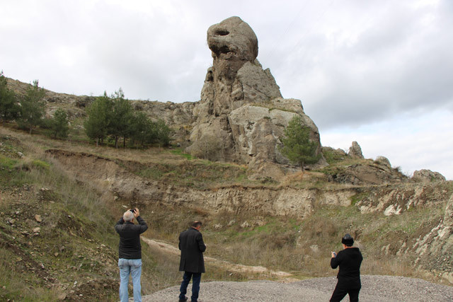Bir yanı insan kafası diğer yanı ise canavar! Görenler şoke oldu - Resim: 2