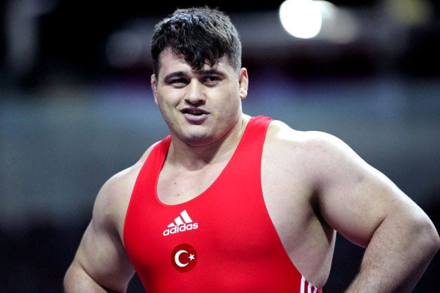 Dünya şampiyonu milli güreşçi Rıza Kayaalp'in mutlu günü... - Resim: 4