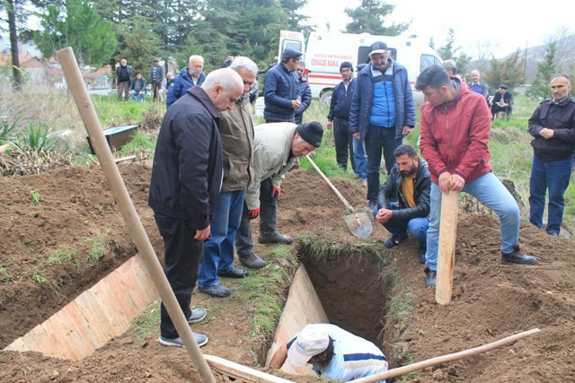 Film gibi olay: Almanya'dan gelen telefonla şoka uğradı! - Resim: 1