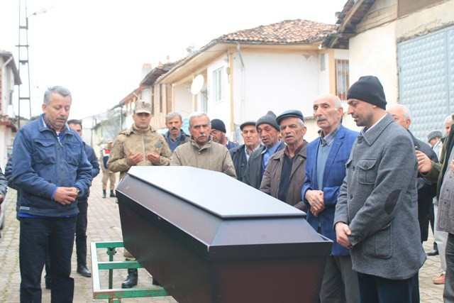 Film gibi olay: Almanya'dan gelen telefonla şoka uğradı! - Resim: 2